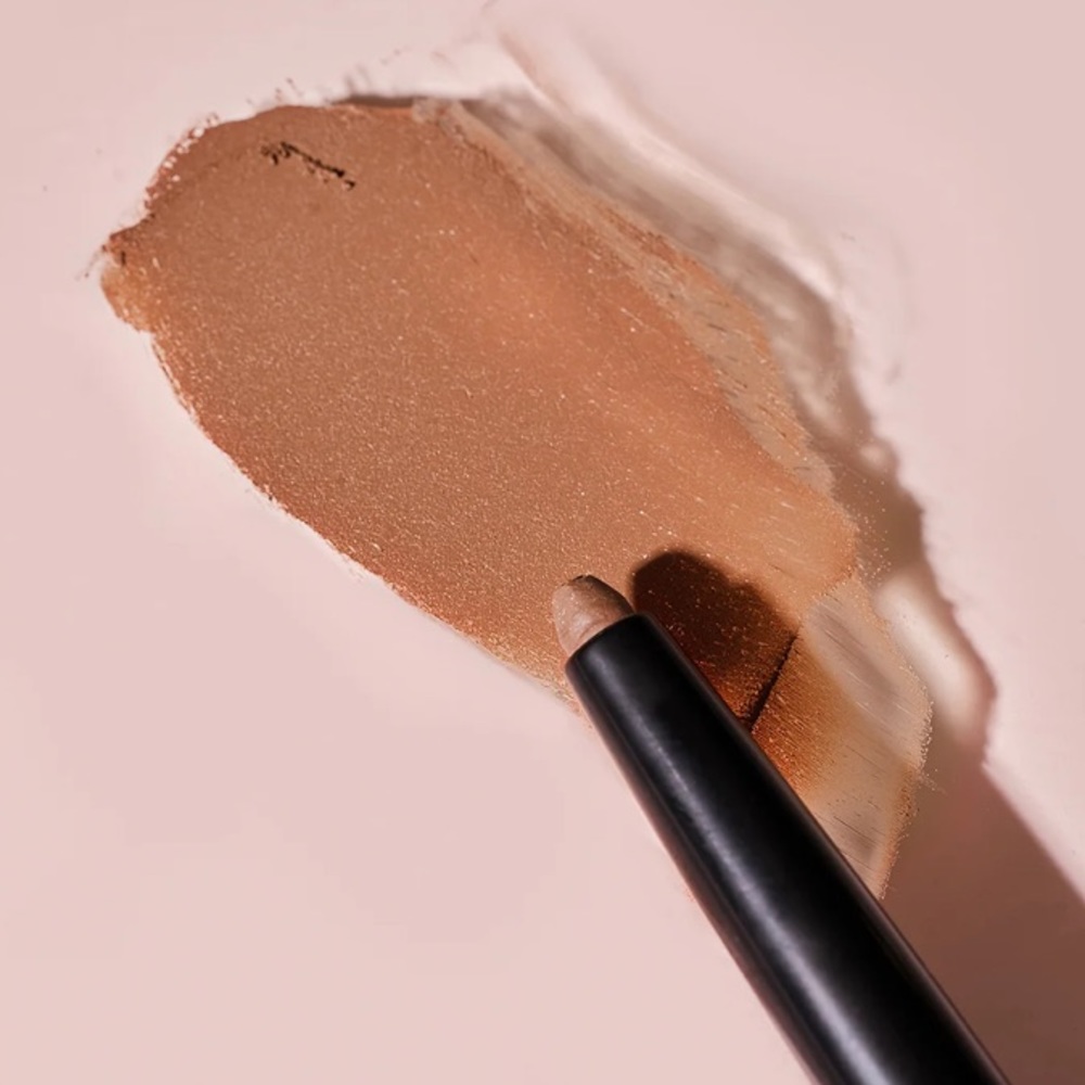 Em Cosmetics Velvet Soft Blur Lip Liner Pencil in Teddy BNIB